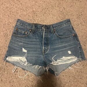Levi jean shorts